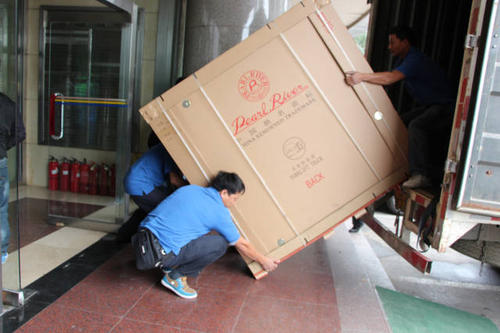 红河钢琴贵重工艺品无忧运